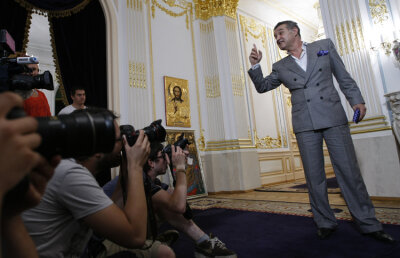 Gigi Becali n-are rival la apariţiile în presă. Dintre femei, Daniela Crudu e pe 3