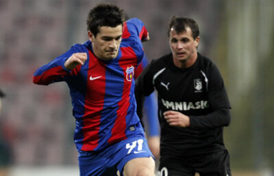 Portretul lui Cosmin Matei » Tupeist şi împătimit al jocurilor de noroc