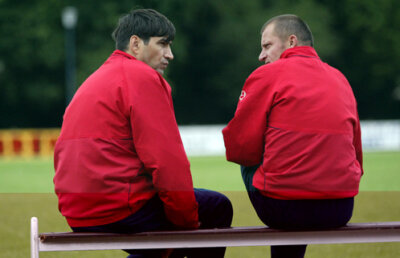 Piţi, îţi mai aduci aminte? » Acum 8 ani, anti-"naţională"! Acum, pro-"naţională"