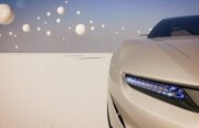 Conceptul Cambiano este tortul aniversar Pininfarina