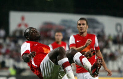 Băgat în corzi! » Kone, somat să îşi prelungească contractul