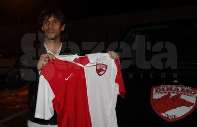 FOTO Ciobotariu are un nou "cîine" în lot » Joao Alves: "Am venit să iau campionatul cu Dinamo!"