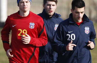 Fundaşii dreapta ai Stelei vor juca în Antalya după luni bune » Dănănae e favorit în faţa lui Matei