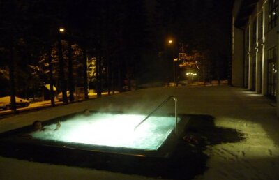 Probleme pentru Copos, doi turişti s-au curentat la hotelul său din Poiana Braşov