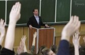 Cel mai curajos rus. A pus o întrebare care l-a ŞOCAT pe Medvedev