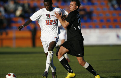 Issa Ba şi-a reziliat contractul cu Tg.Mureş » Două echipe din România îl vor