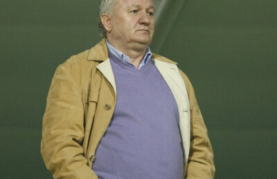 Porumboiu şochează: "Jucătorii Vasluiului nu sînt profesionişti! Toţi sînt liberi să plece!" :X