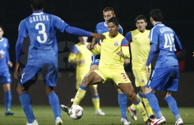 FOTO » Steaua cîştigă de la punctul cu var primul amical al iernii, 2-1 cu Levski Sofia