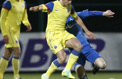Dragomir l-ar trimite în defensivă pe Chipciu: "Ca fundaş dreapta e titular 10 ani la naţională!"
