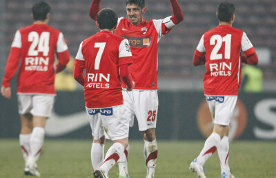 Dinamo are în pregătire doi jucători de naţională » Unul e monitorizat de Juventus