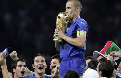 Adjudecaţi de Bollywood! » Mari campioni vor juca în India după ce au fost cîştigaţi prin licitaţie