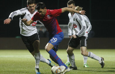 Steaua nu e Rapid! » Roş-albaştrii au cîştigat lejer şi al doilea amical al iernii