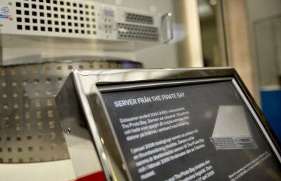 Închisoare şi amendă pentru fondatorii Pirate Bay