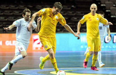 Performanţă în premieră pentru futsalul românesc » La fotbal în 5 avem "naţională"!