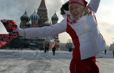 GALERIE FOTO Şarapova a animat Moscova: irezistibilă pînă şi-n Piaţa Roşie