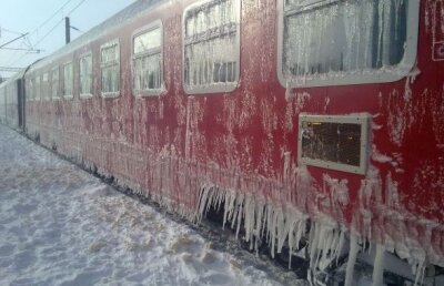 GALERIE FOTO Delegaţia Oţelului a ajuns la Bucureşti la peste 44 de ore după ce a pornit din Galaţi!