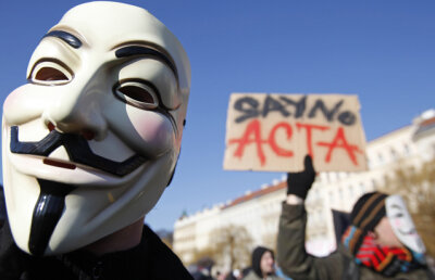 România iese în stradă împotriva ACTA