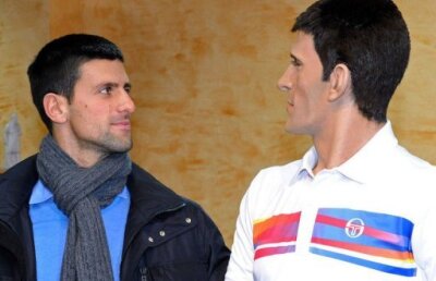 Djokovici are dublură » Sîrbul a inaugurat o statuie de ceară care îl reprezintă