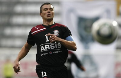 Grigore şi Roman au adus o nouă victorie pentru Rapid, 2-1 cu Ujpest