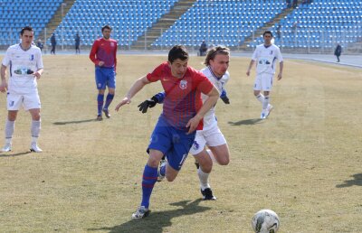 GALERIE FOTO Steaua cîştigă ultimul test înaintea reluării campionatului, 2-1 cu Farul