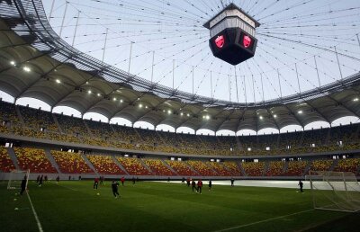 "Cîinii" s-au săturat de Ştefan cel Mare şi vor casă nouă: "Vrem să ne mutăm aici!"