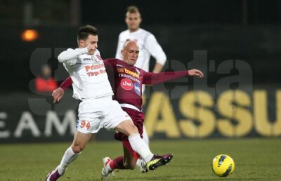 CFR Cluj învinge Tg. Mureş cu 1-0 şi urcă pe primul loc