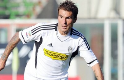 Pedepsit? » Mutu nu a fost convocat pentru meciul cu Fiorentina