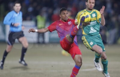 Tatu, din rău în mai rău » Să-i arate cineva unde e poarta!