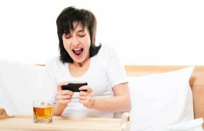 Patul ca loc de joacă...pe telefonul mobil