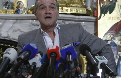 Reghecampf îi poate îndeplini visul lui Gigi? » "Îmi place Chiajna. Pasează zici că-i Barcelona" :D