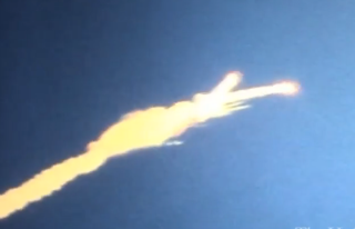 SENZAŢIONAL: Dezintegrarea navetei Challenger, surprinsă de un cameraman amator (VIDEO)