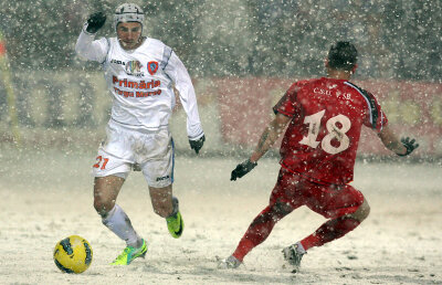 VIDEO Alb peste tot » FCM Tg. Mureş a scos doar un punct din duelul cu Voinţa Sibiu, scor 0-0
