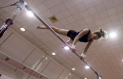 Lucrează doar la paralele » Sandra Izbaşa a reînceput antrenamentele