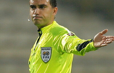 Ion Crăciunescu: "Ovidiu Haţegan nu se joacă cu viitorul său! UEFA îl consideră un arbitru de viitor"