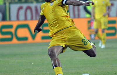 Wesley de cinci stele » Brazilianul a marcat o triplă şi a decis soarta meciului dintre Ceahlăul şi Vaslui, scor 1-3