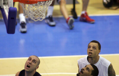 GALERIE FOTO All star show » Sudul a cîştigat duelul cu Nordul în finala românească