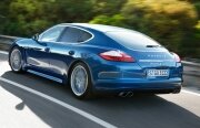 Din 2013, Panamera intră în priză