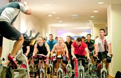 FOTO! Fitness Mania » 1500 de români şi-au petrecut weekendul la Convenţia Internaţională de Fitness