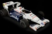 Mașina de Formula 1 de la debutul lui Senna, de vânzare