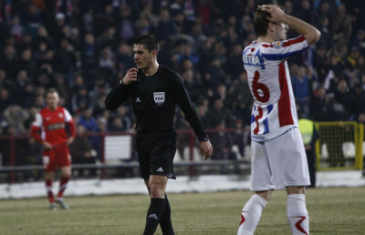 Porumboiu îl atacă pe Kovacs: "Nu are ce căuta aici. Un şmecher făcut arbitru la apelul de seară"