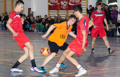 Gata! Start! Agronomie, ora.9.30! » Cupa Coca-Cola, faza pe Bucureşti, debutează azi cu nouă meciuri