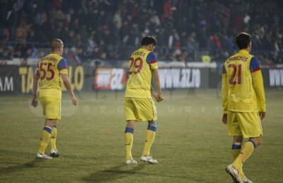 România, anul 2012 » Steliştii: "Gazdele au dezumflat mingile, aşa am jucat în repriza a doua"