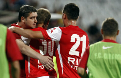 Vot de încredere » Acţionarii de la Dinamo merg în continuare pe mîna lui Ciobi