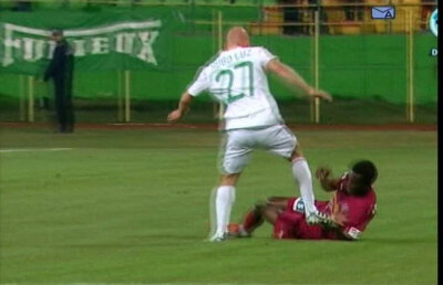 VIDEO Una caldă, alta rece pentru Alexandru Tudor » Roşu corect, penalty refuzat