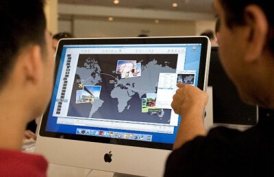 Experţii în securitate informatică avertizează: Calculatoarele Macintosh ale Apple, vizate de atacurile hackerilor