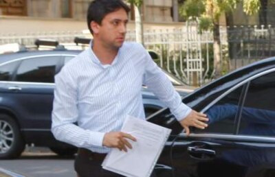 Omul numărul unu din apărarea Craiovei: "Simt că lui Sandu şi lui Dragomir le e frică şi asta mă amuză teribil"