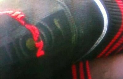 FOTO Muntari nu înţelege rivalitatea dintre Inter şi Milan :D