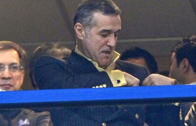 Gigi Becali: "Joacă Steaua zici că-i Barcelona şi Stoichiţă zici că-i Guardiola!" :D