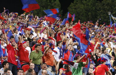 Începînd de mîine Steaua pune în vînzare bilete pentru meciul cu FC Vaslui. Cel mai ieftin e 5 RON