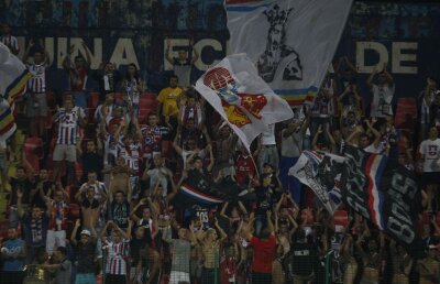 Gălăţenii au fost amendaţi pentru incidentele din meciul cu Steaua. Rapid şi Vaslui au rămas fără antrenori secunzi